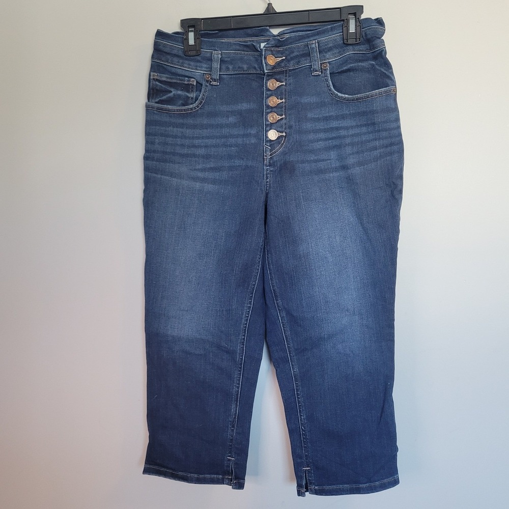 Maurices M Jeans Curvy High Rise Crop Denim Blue Button Fly Size 10 Medium Wash